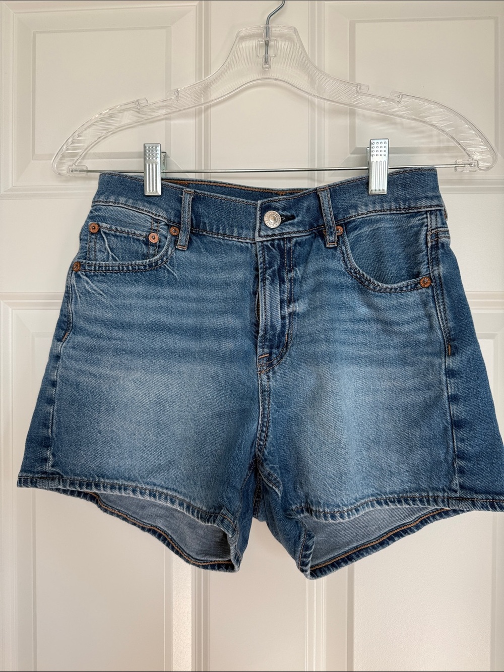 American Eagle 3" Strigid Super High-Waisted Relaxed Denim Short